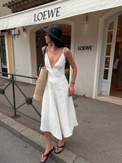 Kelsey Merritt feet photo thumbnail