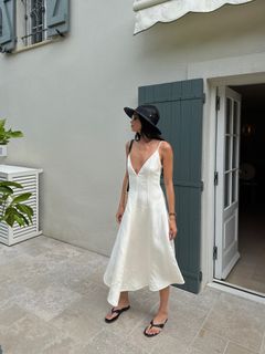 Kelsey Merritt feet photo thumbnail