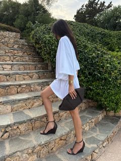 Kelsey Merritt feet photo thumbnail