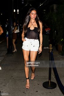 Kelsey Merritt feet photo thumbnail