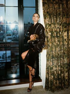 Kelsey Merritt feet photo thumbnail