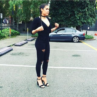 Kelsey Plum feet photo thumbnail