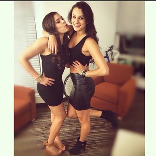 Kelsey Plum feet photo thumbnail