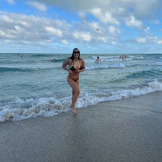 Kelsey Plum feet photo thumbnail