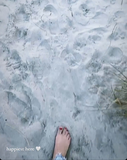 Kelsey Riggs feet photo 7