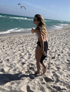 Kelsey Riggs feet photo 4