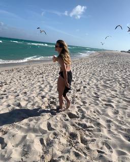 Kelsey Riggs feet photo 13