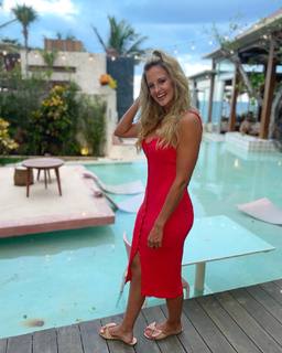Kelsey Riggs feet photo 1