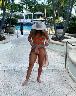 Kelsey Riggs feet photo 2