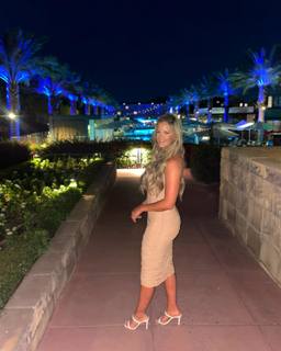 Kelsey Riggs feet photo 7