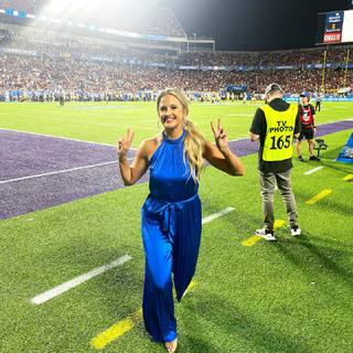 Kelsey Riggs feet photo 6