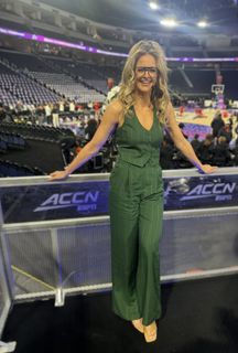 Kelsey Riggs feet photo 7
