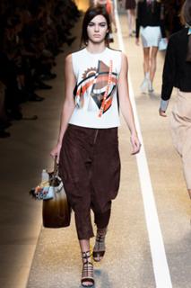 Kendall Jenner feet photo thumbnail