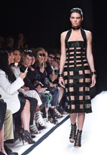 Kendall Jenner feet photo thumbnail