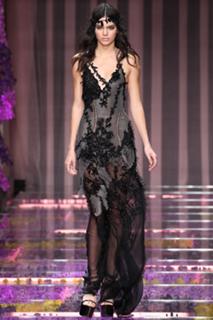 Kendall Jenner feet photo thumbnail