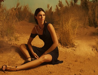 Kendall Jenner feet photo thumbnail