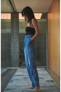 Kendall Jenner feet photo thumbnail