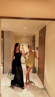 Kendall Jenner feet photo thumbnail