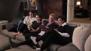 Kendall Jenner feet photo thumbnail