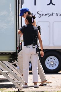 Kendall Jenner feet photo thumbnail