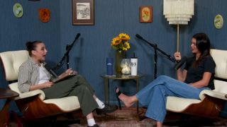 Kendall Jenner feet photo thumbnail