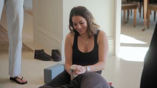 Kendall Jenner feet photo thumbnail