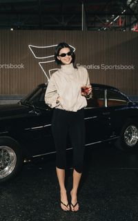 Kendall Jenner feet photo 7