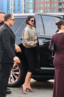 Kendall Jenner feet photo 3