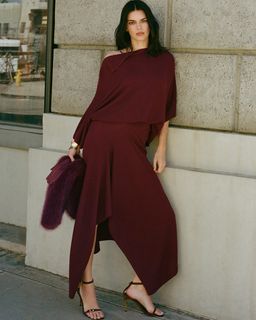 Kendall Jenner feet photo 14