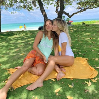 Kendall Long feet photo 2