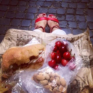 Kendall Toole feet photo 1