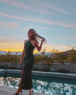 Kendall Toole feet photo 12