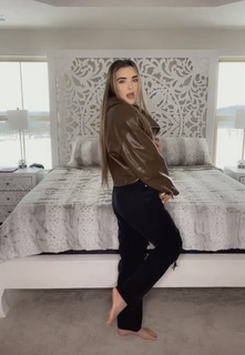 Kendall Vertes feet photo 14