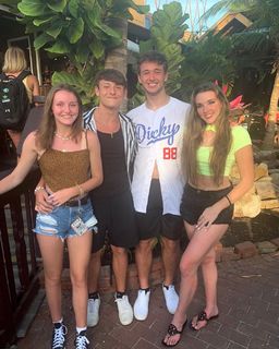 Kendall Vertes feet photo 9