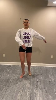 Kendall Vertes feet photo 4