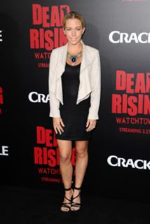 Kendra Wilkinson feet photo thumbnail