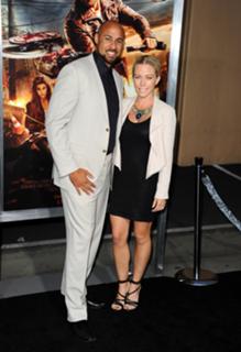 Kendra Wilkinson feet photo thumbnail
