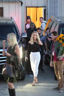Kendra Wilkinson feet photo thumbnail