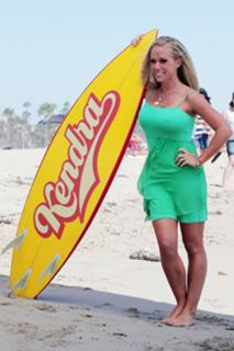 Kendra Wilkinson feet photo thumbnail