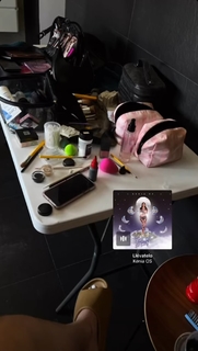 Kenia Os feet photo thumbnail