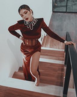 Kenia Os feet photo thumbnail