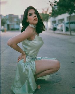 Kenia Os feet photo thumbnail