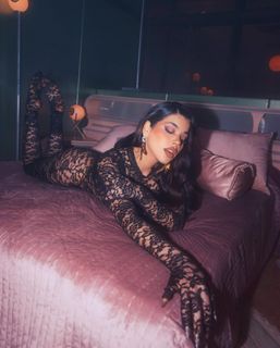 Kenia Os feet photo thumbnail