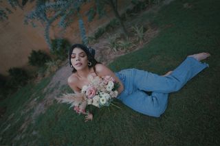 Kenia Os feet photo thumbnail