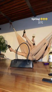 Kenia Os feet photo thumbnail