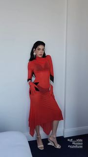 Kenia Os feet photo thumbnail