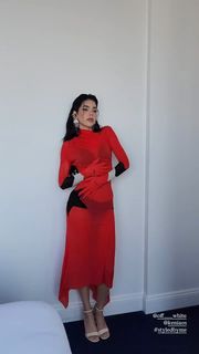 Kenia Os feet photo thumbnail