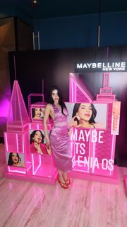 Kenia Os feet photo thumbnail