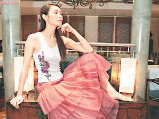 Kenix Kwok feet photo 1