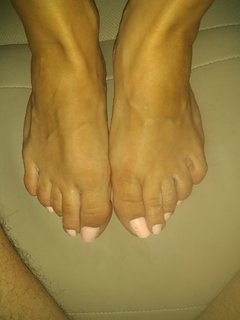 Kennedy C. Hall feet photo 6